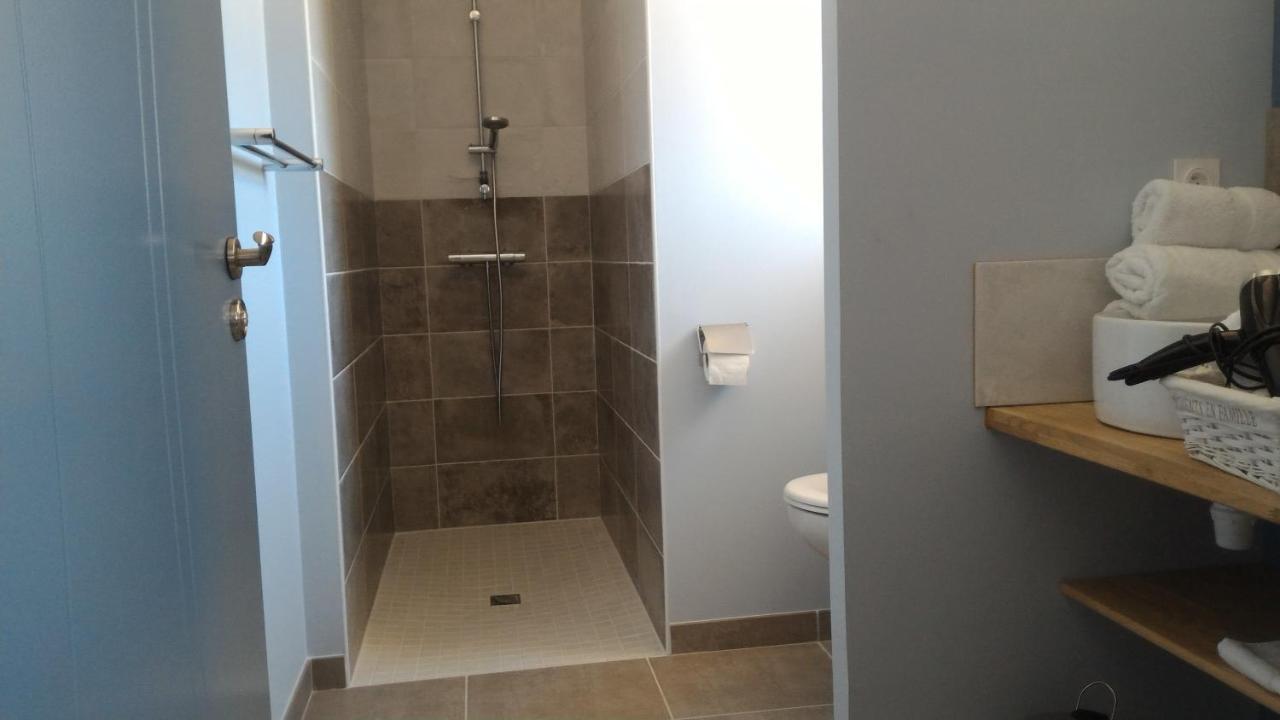 La Sarlamandre, Chambres Et Table D'Hotes Marcillac-Saint-Quentin Exterior foto